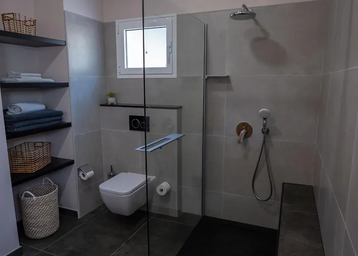 Roberto By Don Robertos Paraíso