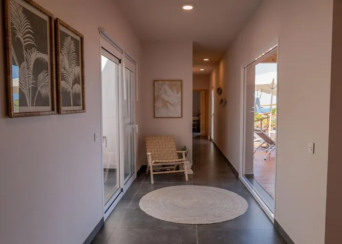 Roberto By Don Robertos Paraíso * Parque Holandes