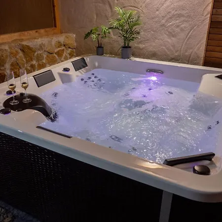 Roberto By Don Robertos Paraiso * Parque Holandes